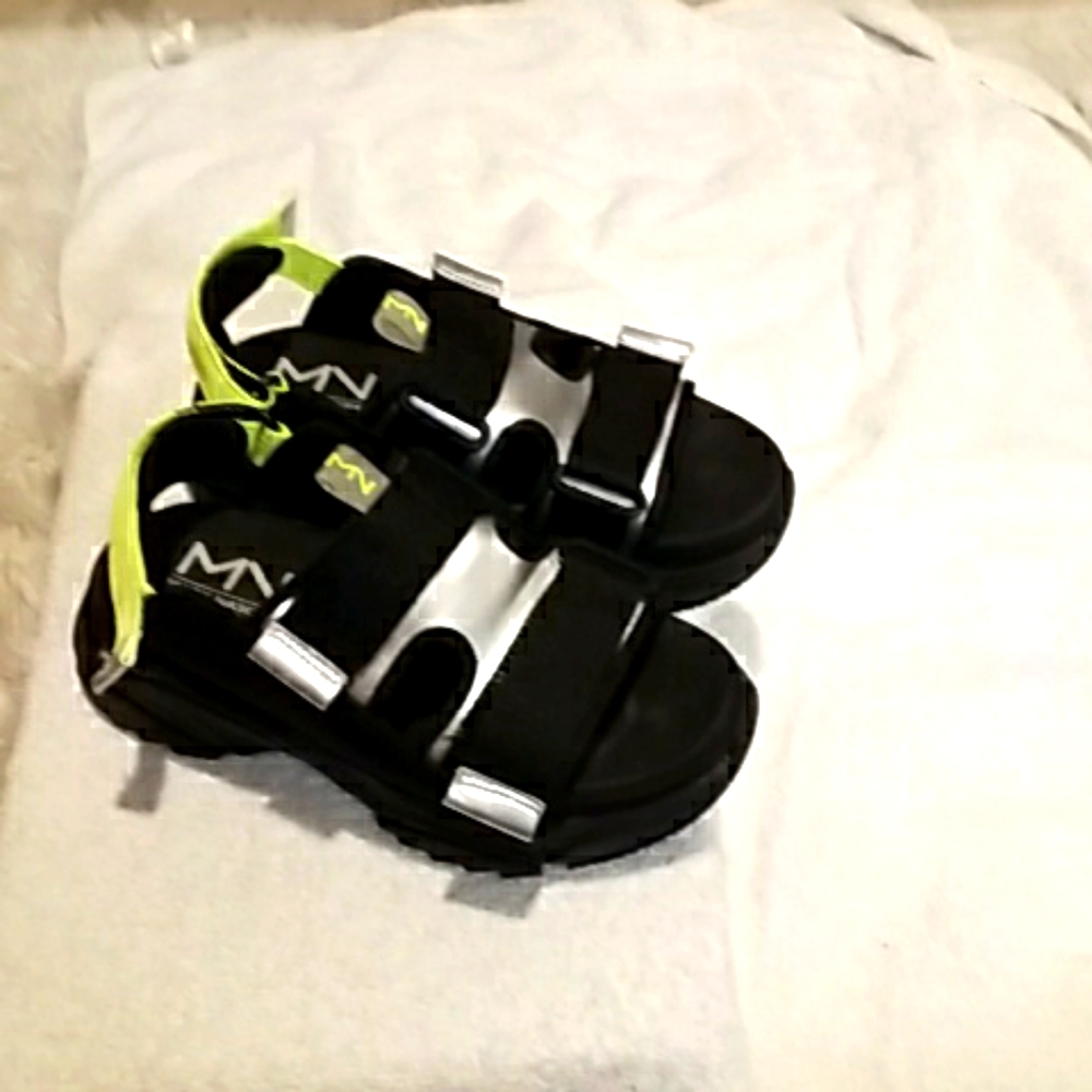 Mark Nason Women's Smart Block Ravi  Black/Lime Grn Chunky Sandals NWOT Sz  8